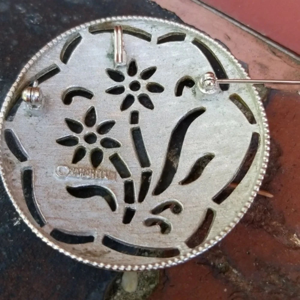 Vintage signed pendant/ brooch earrings‎ set